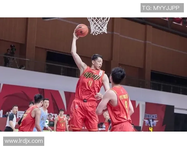 深圳对阵首钢CBA常规赛精彩回放全程分析与精彩瞬间重温