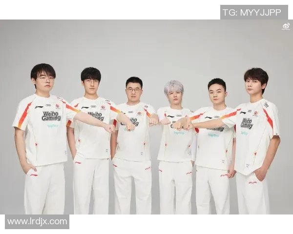 聚焦英雄联盟FPX战队耐力与毅力的背后故事与启示 聚焦英雄联盟FPX战队耐力与毅力的背后故事与启示