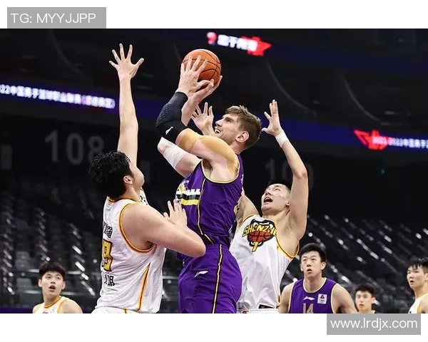 深圳篮球队荣登篮球节奏排行榜第二名引发热议