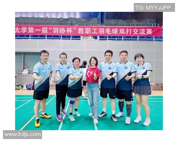 羽毛球盛宴:深入解析上海羽毛球队的训练与竞技状态 羽毛球盛宴:深入解析上海羽毛球队的训练与竞技状态